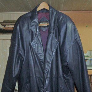 '80s Women's Toffs Dark Blue Leather Jacket - Med.
